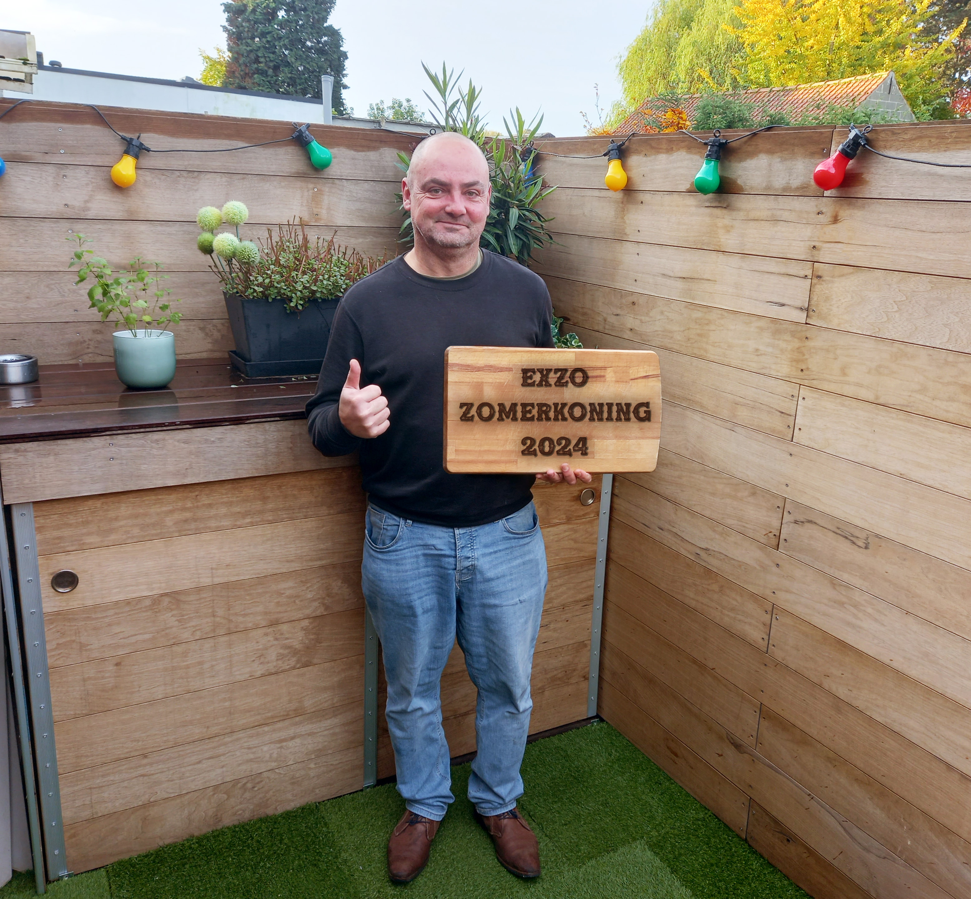 Zomerkoning 2024 / Marc uit Wondelgem / Terras en tuinafsluiting uit thermo fraké